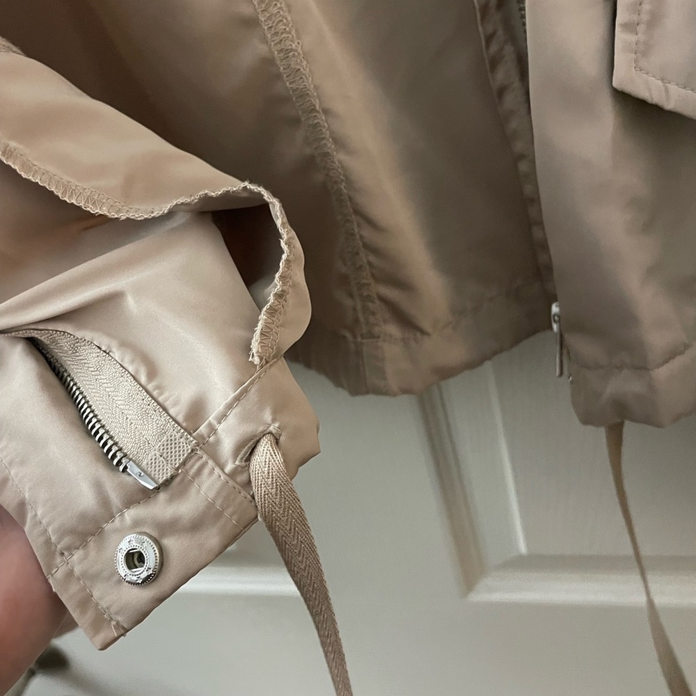 Light jacket - Picture 3 of 5